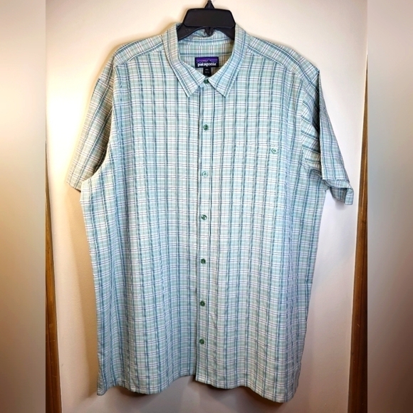 Patagonia XXL Mens green plaid s/s front pocket - Picture 1 of 16